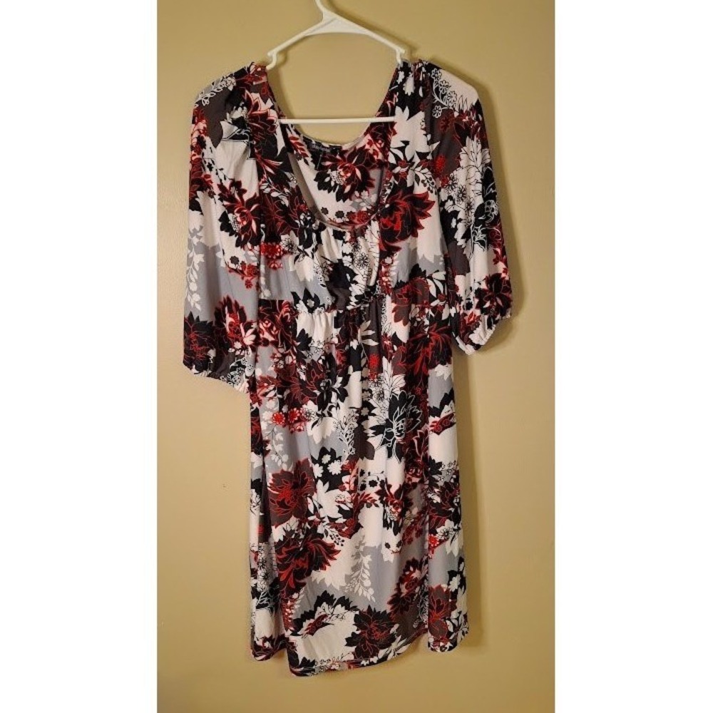 Daisy Fuentes Moda Floral Dress Red Black White Grey 3/4 Sleeve Size M